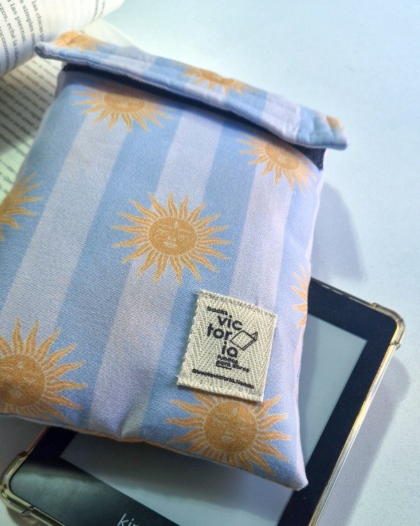 Producto - Funda para libros pocket Sol de Mayo IMPERMEABLE - 3