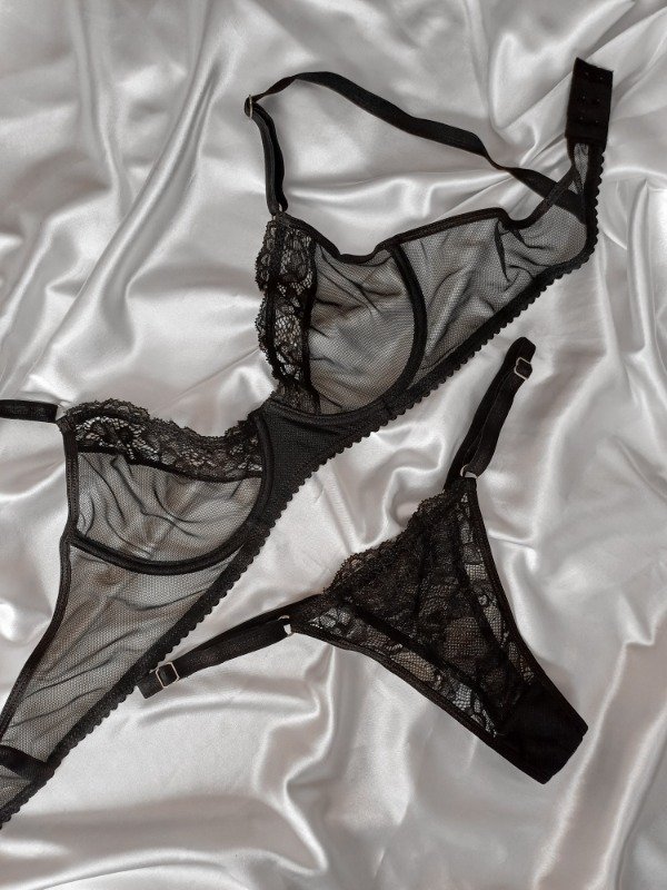 Producto - CONJUNTO ÍGNEA NEGRO