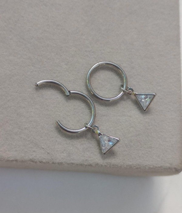 Producto - Argollitas con Bisagra y Cubic - Triángulos - 1