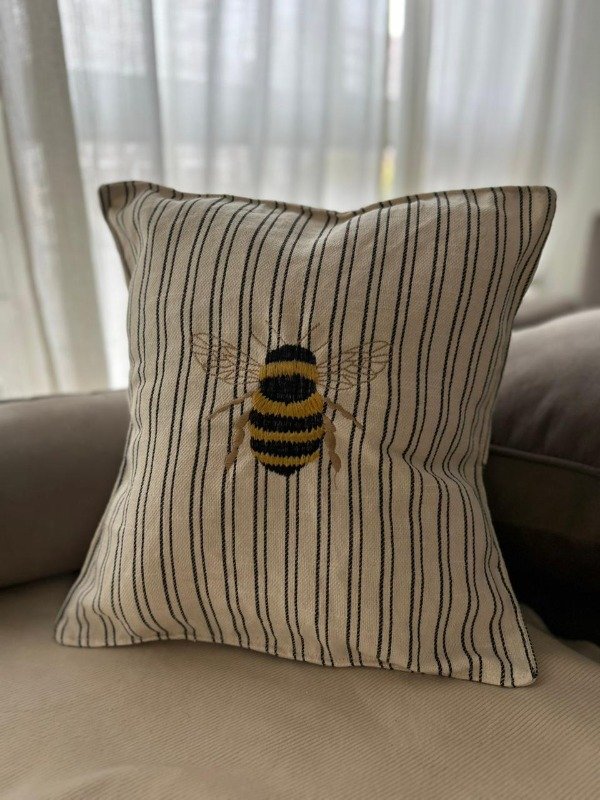 Producto - Almohadón Bee
