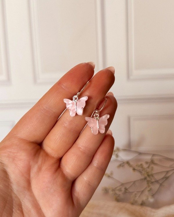 Producto - Argollas mariposas nácar rosa