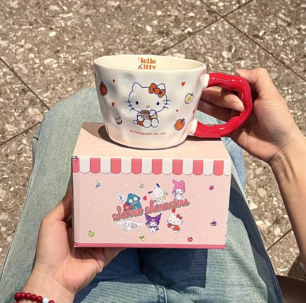 Producto - Tazas importadas Sanrio labradas (hello kitty, kuromi,etc)