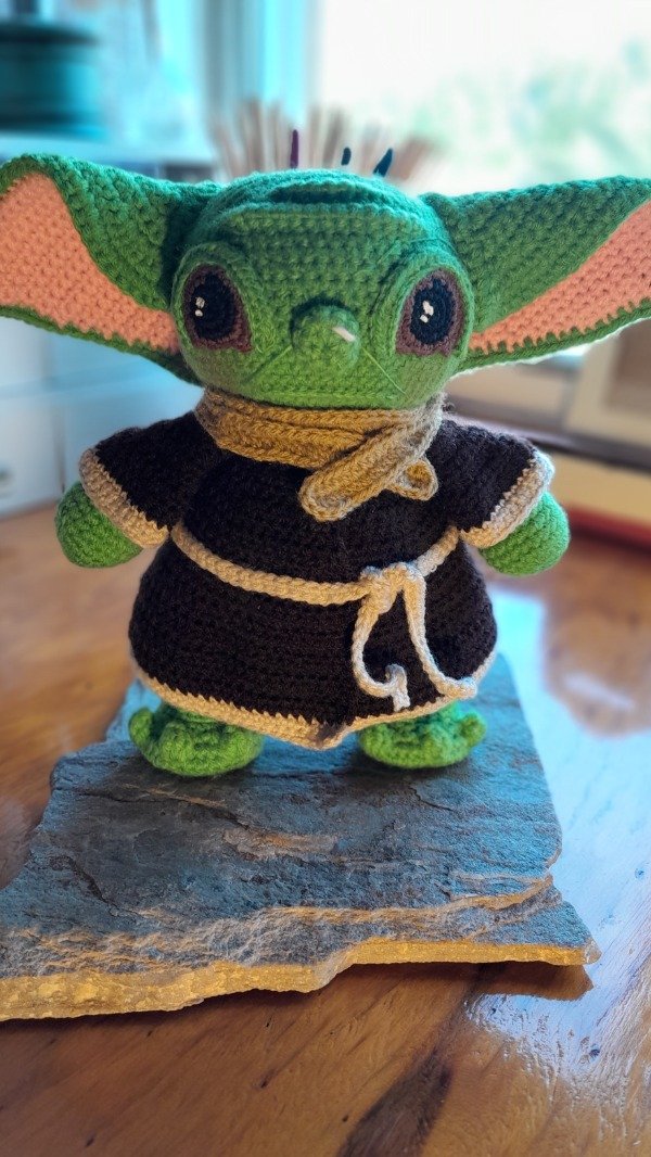 Producto - Baby Yoda, el Pequeño Maestro