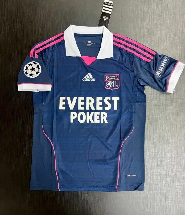 Producto - CAMISETA OLYMPIQUE LYONNAIS IMPORTADA ALTERNATIVA RETRO 2010/2011 #10 JUNINHO