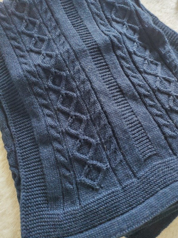 Producto - Tejida de lana Azul Marino