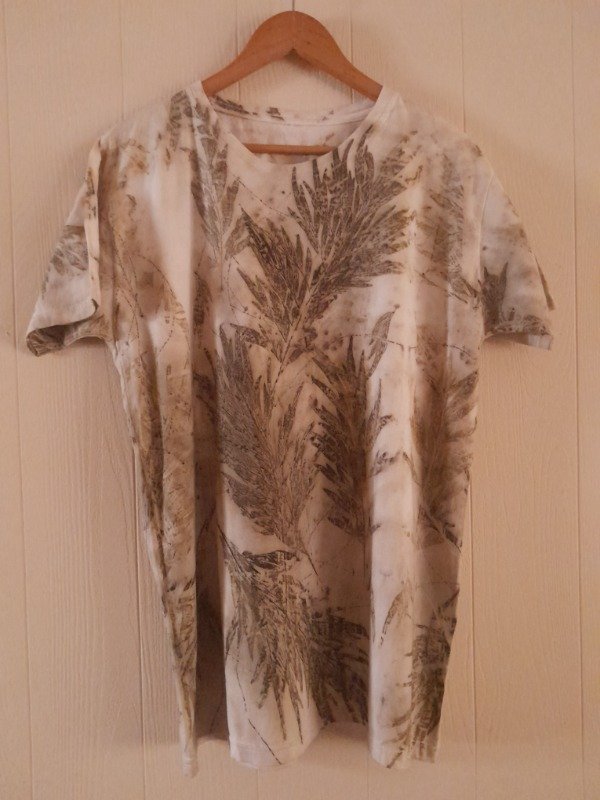 Producto - Remera estampa botánica - 2