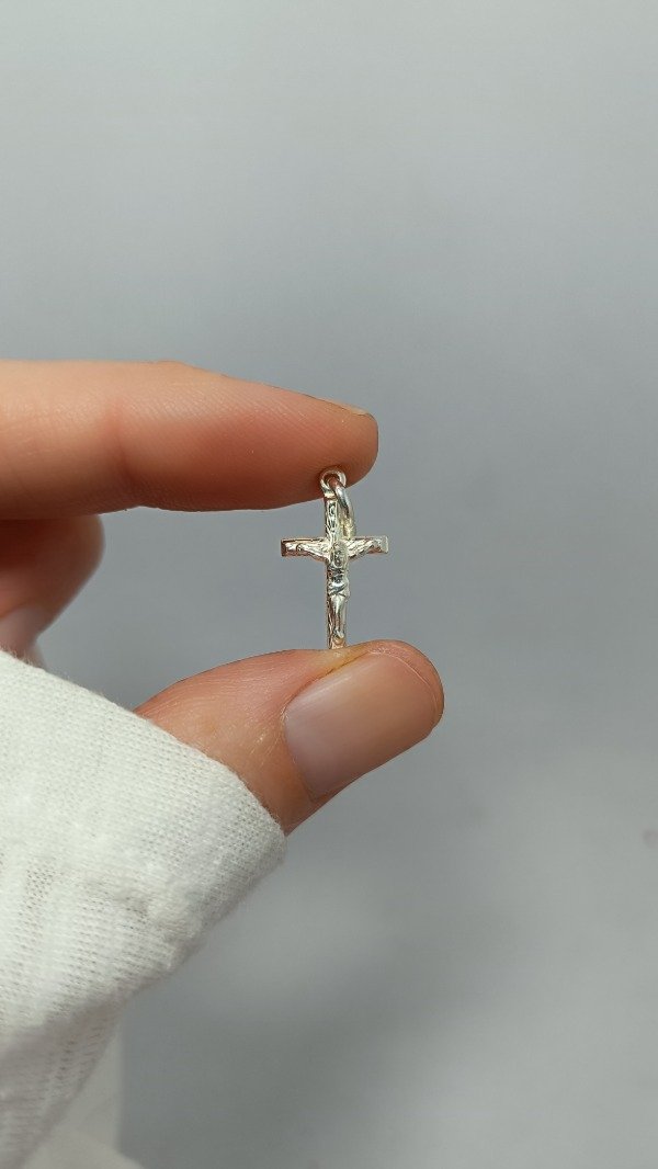 Producto - Dije Jesús crucificado