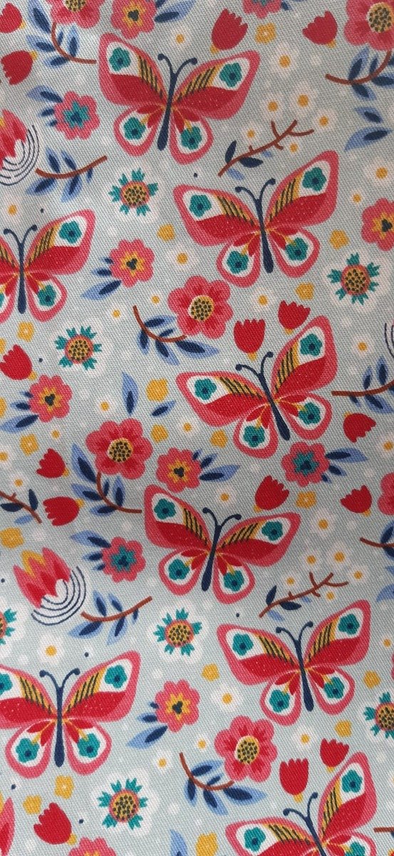 Producto - Portachupetes mariposas rojas