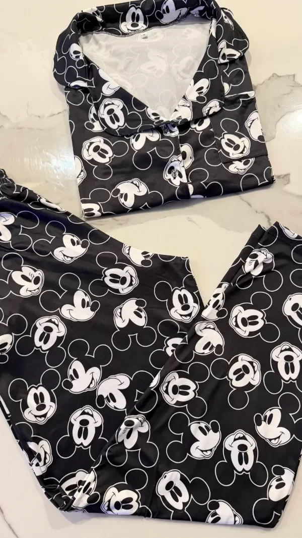 Producto - Camisero Mickey negro adultos manga corta - 1