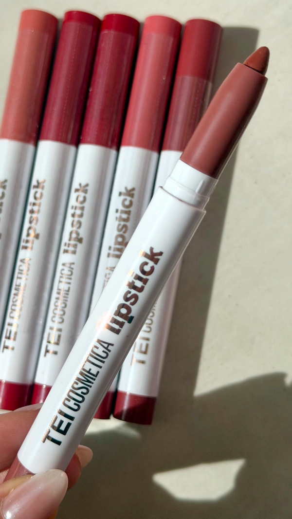 Producto - Delineador de labios cremoso - TEI