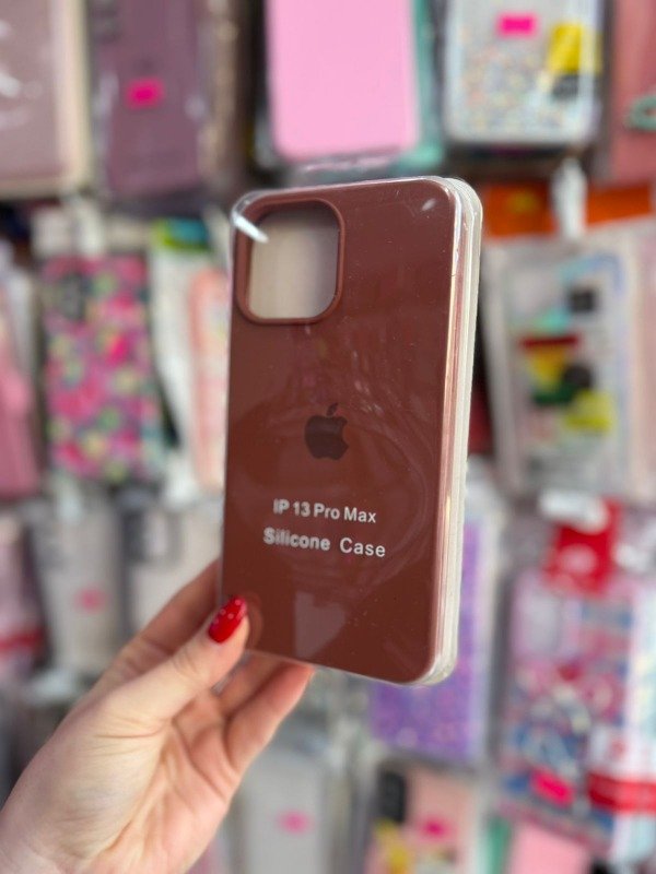 Producto - Silicone case Iphone 13 pro max marron