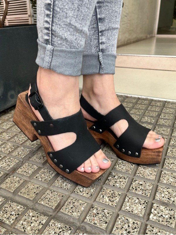 Producto - PAULI (Negro)