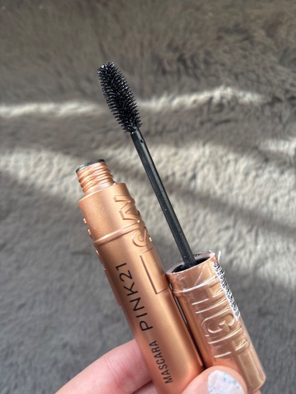 Producto - Mascara Sky high pink 21
