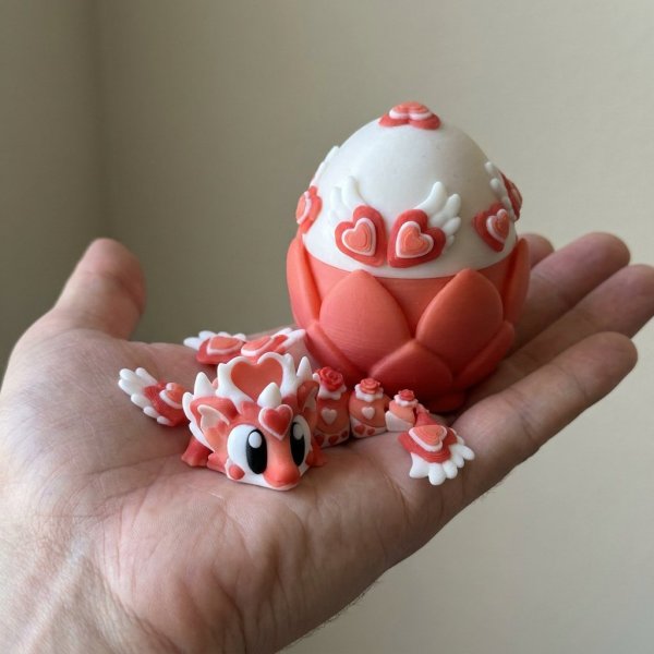 Producto - Mini Dragón Corazón con Huevo - 1
