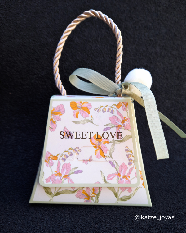 Producto - Caja "Bolsito floral"