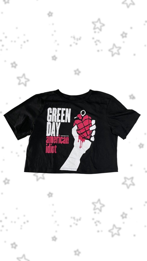Producto - Remera crop top Green Day (ancha)