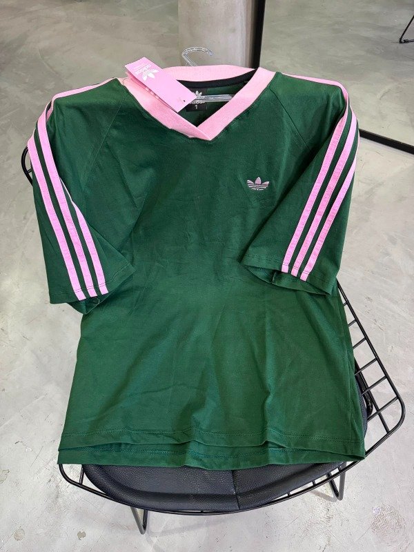 Producto - REMERON RETRO OVER ESCOTE EN V DM - 10
