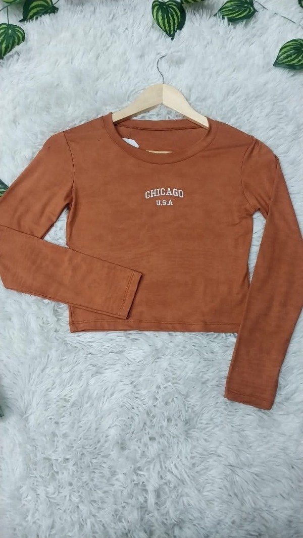 Producto - CAMISETA BORDADA