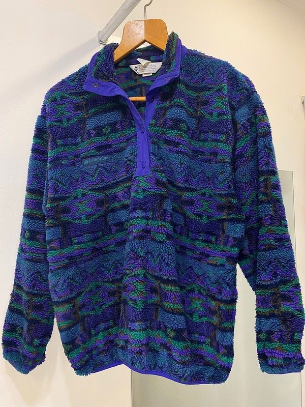 Producto - BUZO VINTAGE CORDERITO COLUMBIA IMPORTADO