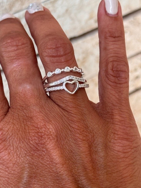 Producto - Pandora triple corazón