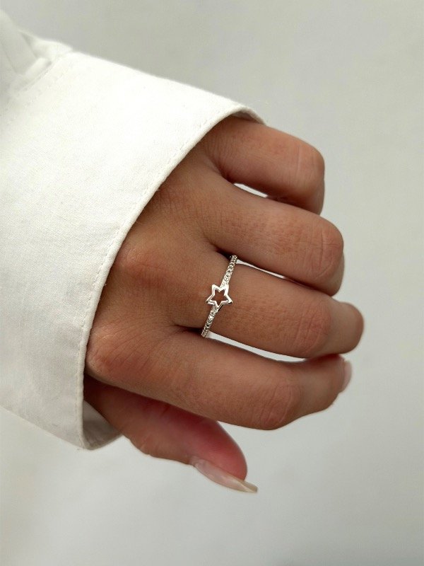 Producto - Anillo cubic estrella