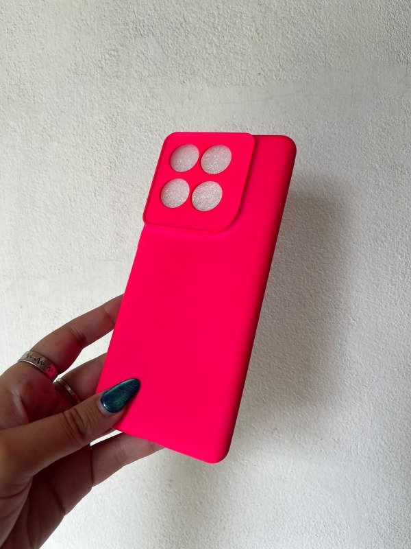 Producto - Edge 60 y edge 60 fusion silicona con felpa fucsia