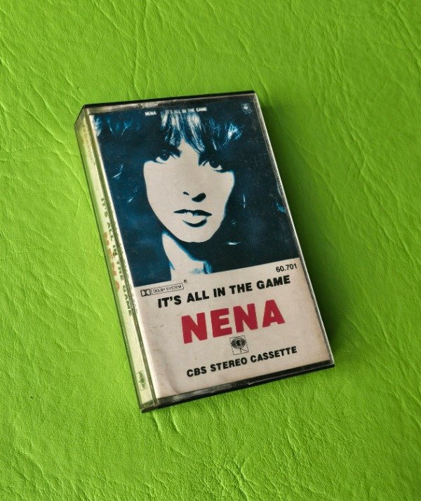 Producto - NENA ''It's All In The Game''