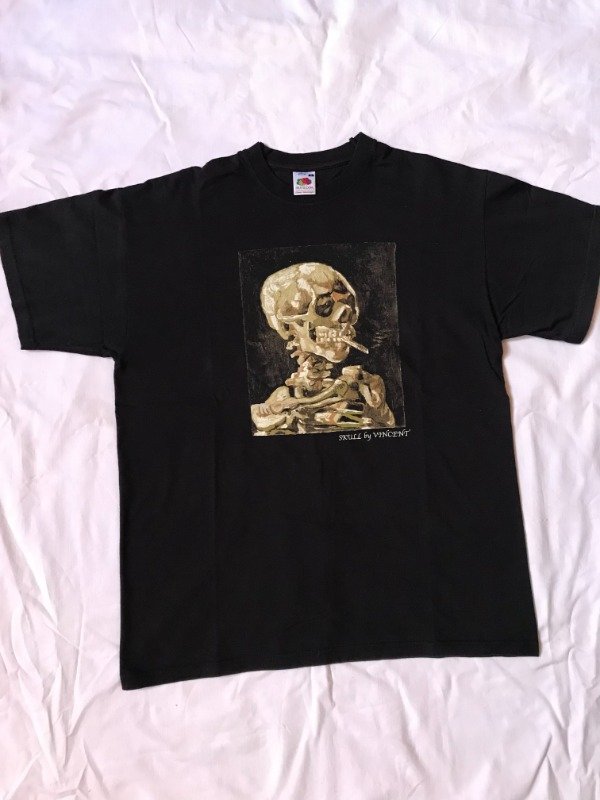 Producto - Vincent van Gogh Skull official merch tubular tee.