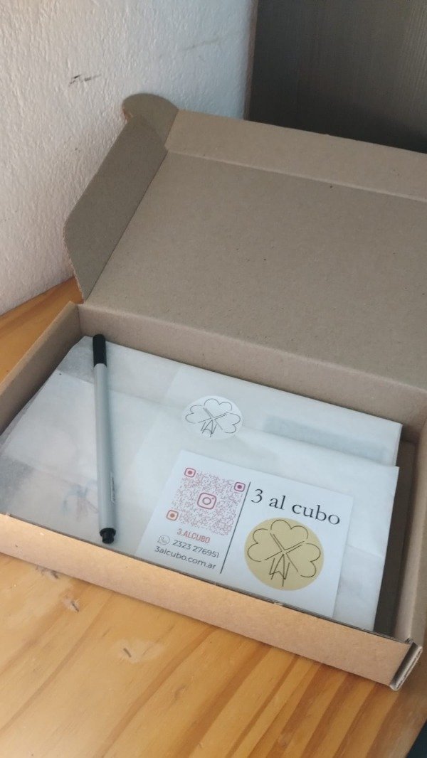 Producto - Álbum de Recuerdos A5 Personalizado - 40 Hojas Kraft - 3 al cubo - 1