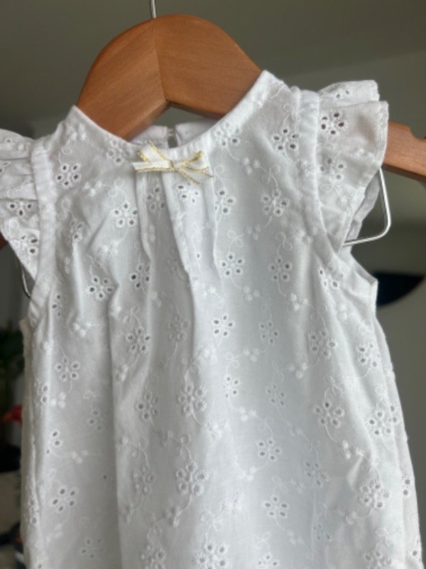 Producto - Vestido Voile Bordado Blanco con Alitas - 1