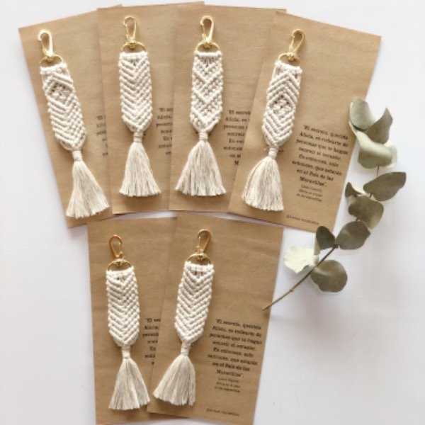 Producto - Llavero Macramé