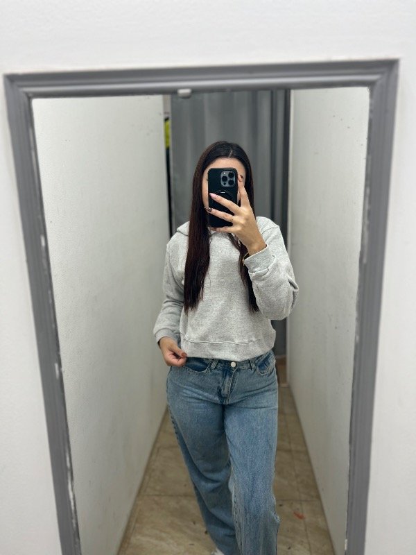 Producto - buzo gris