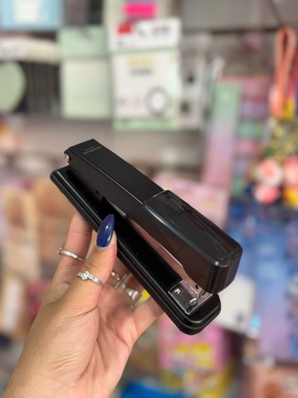 Producto - Abrochadora metalica Staple negra