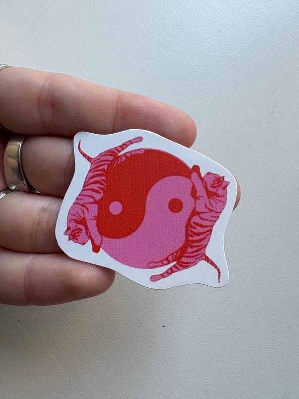 Producto - Sticker leones rosa
