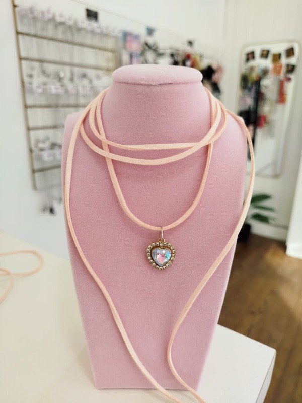 Producto - Choker lazo salmon CORAZON TORNASOL