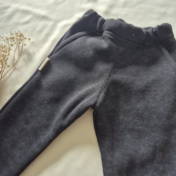 Producto - Pantalón con frisa vintage negro