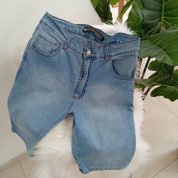 Producto - 150 - BERMUDA HOMBRE ELASTIZADA CELESTE