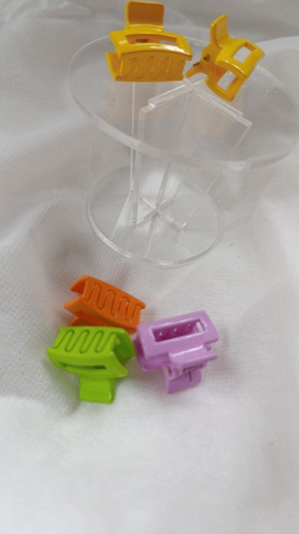 Producto - Broches varios