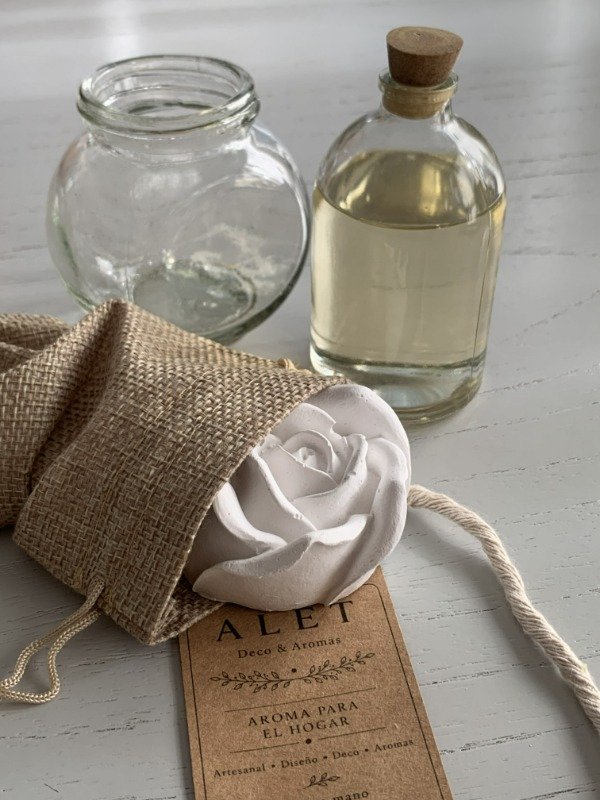 Producto - Difusor Aromático con Flor de Yeso Cerámico