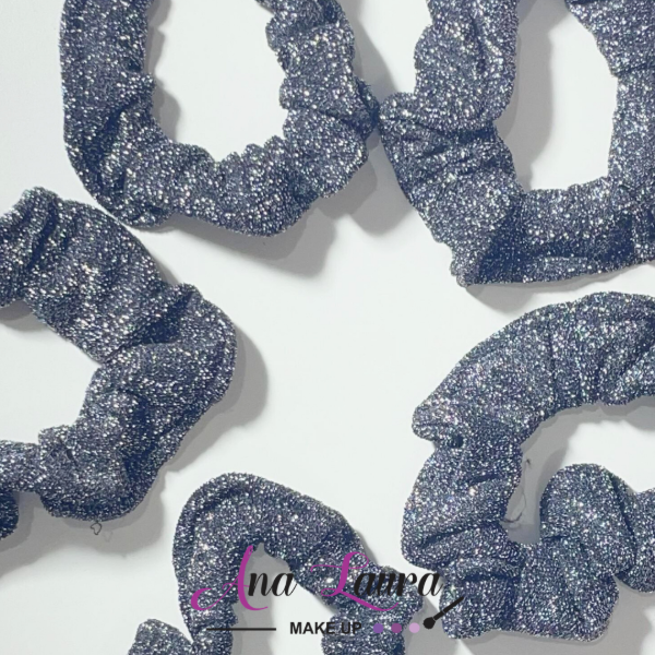 Producto - Scrunchie negra con brillo