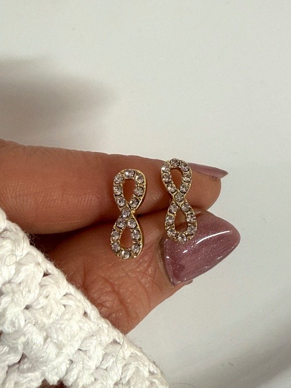 Producto - AD449 Aros infinito con strass