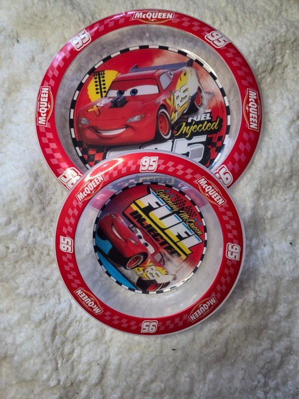 Producto - Set de Plato playo + Plato Hondo Cars