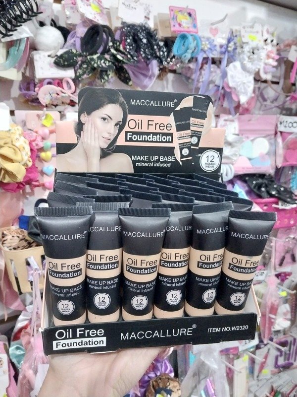 Producto - Base de maquillaje oíl free