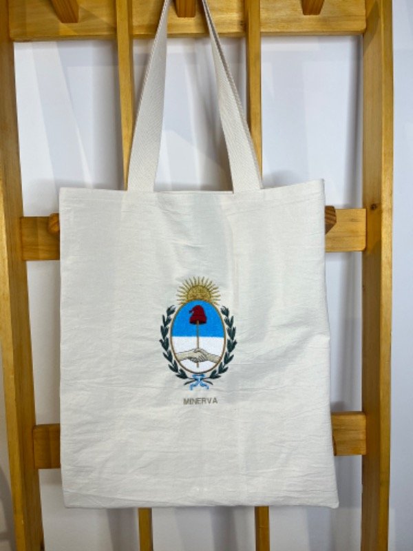 Producto - Tote Bag Escudo Bordado