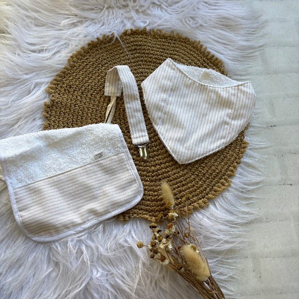 Producto - Set x 3 de accesorios infaltables ESTAMPA RAYAS BEIGE