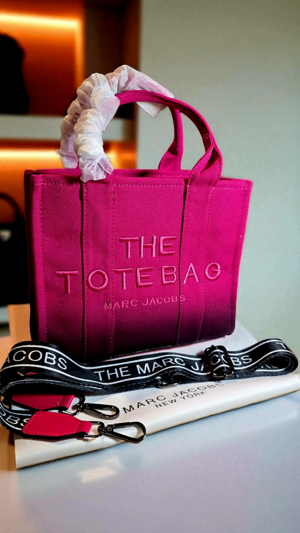 Producto - The Tote Bag by Marc Jacobs