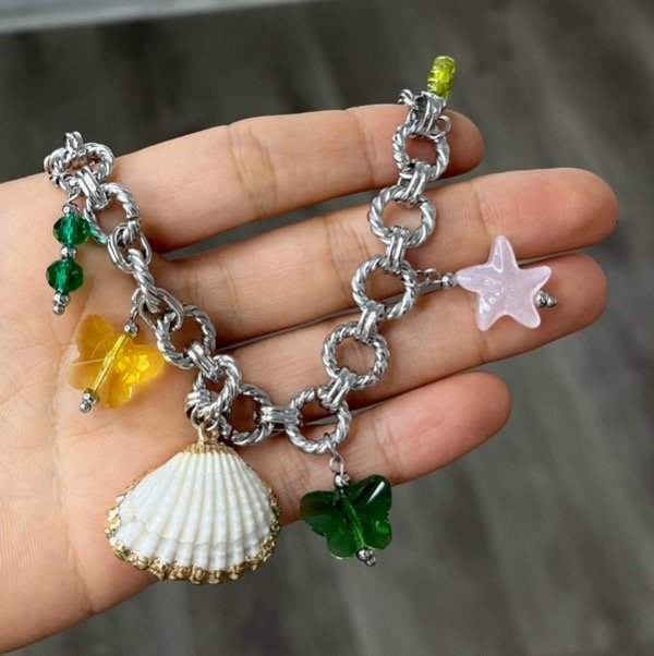 Producto - AQ Pulsera con dijes