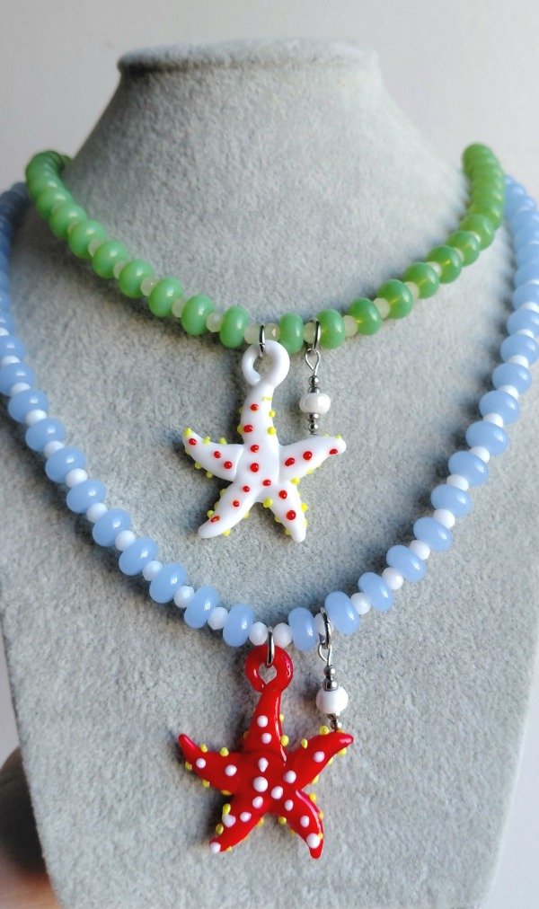 Producto - Collar Donas Grandes con Cristales y Estrella de Vidrio