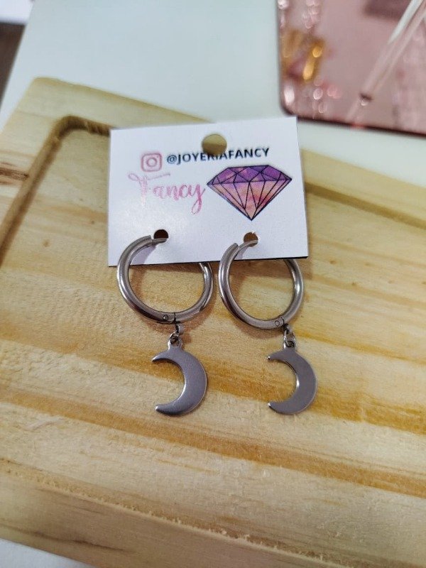 Producto - Argollas click luna