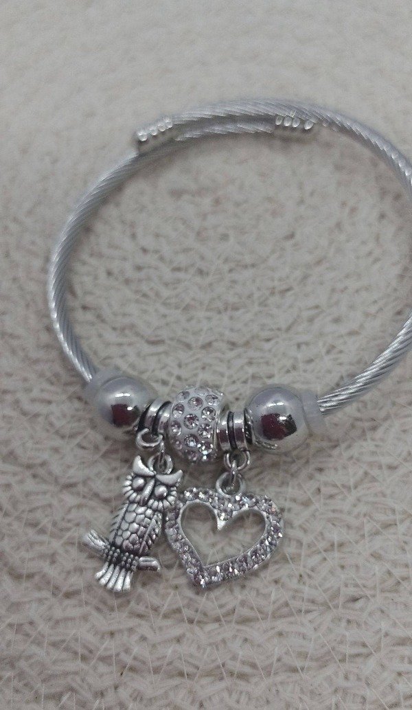 Producto - Pandora con corazon y buho